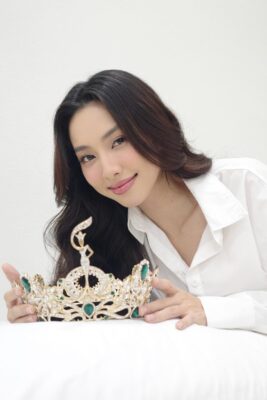 Nhan sắc xinh đẹp đầy mê hoặc của Hoa hậu Thùy Tiên sau 2 năm đăng quang - Ảnh 1.